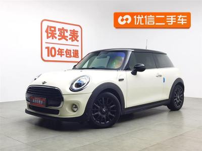 2019年1月 MINI COUNTRYMAN 1.5T COOPER 經(jīng)典派圖片