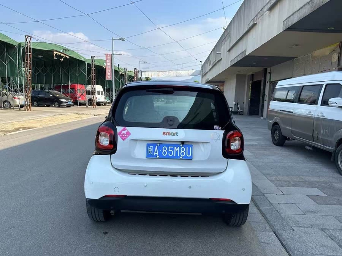 smart fortwo  2015款 1.0L 52千瓦硬頂靈動(dòng)版圖片