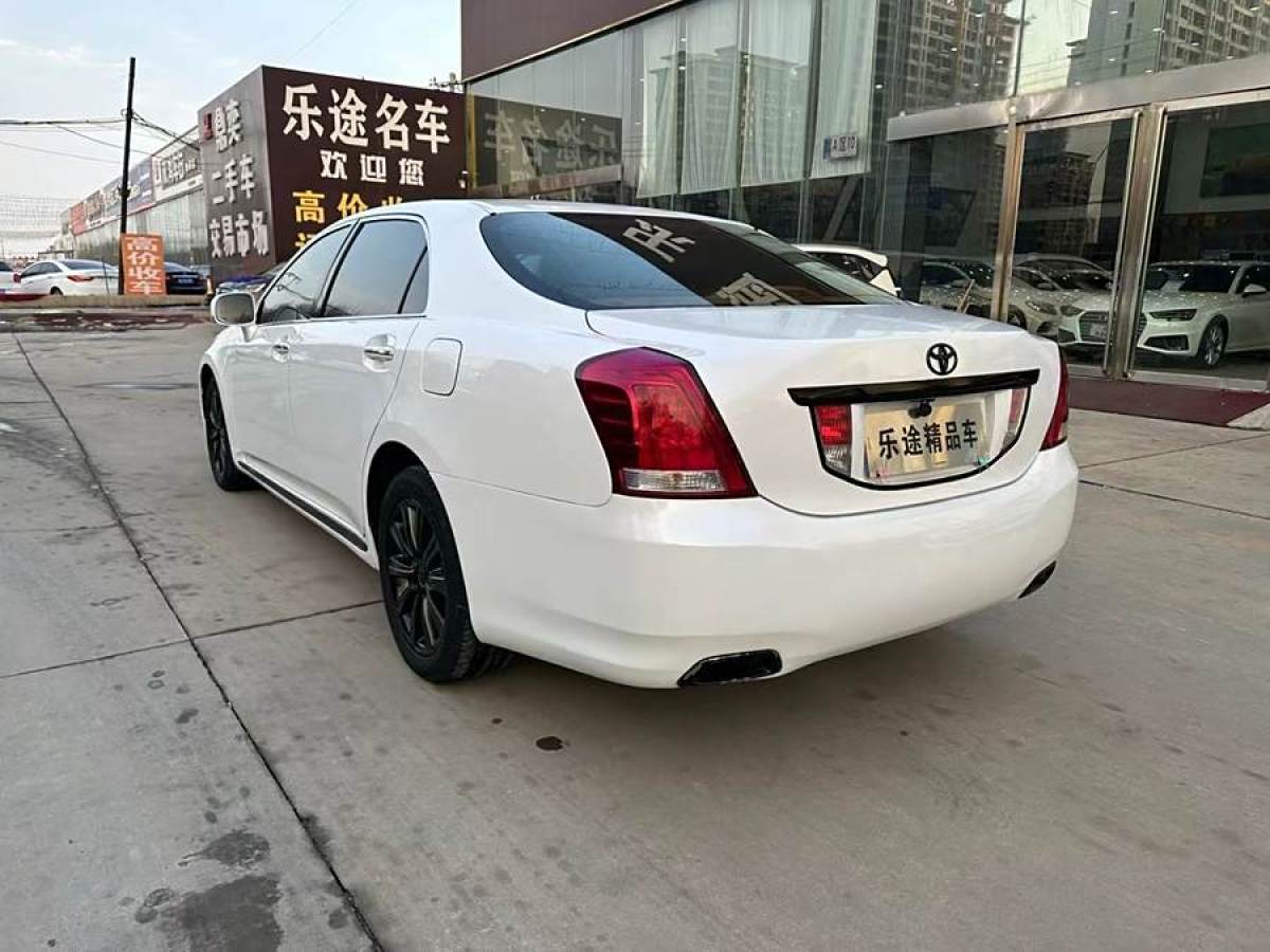 豐田 皇冠  2011款 2.5L Royal 真皮天窗特別版圖片