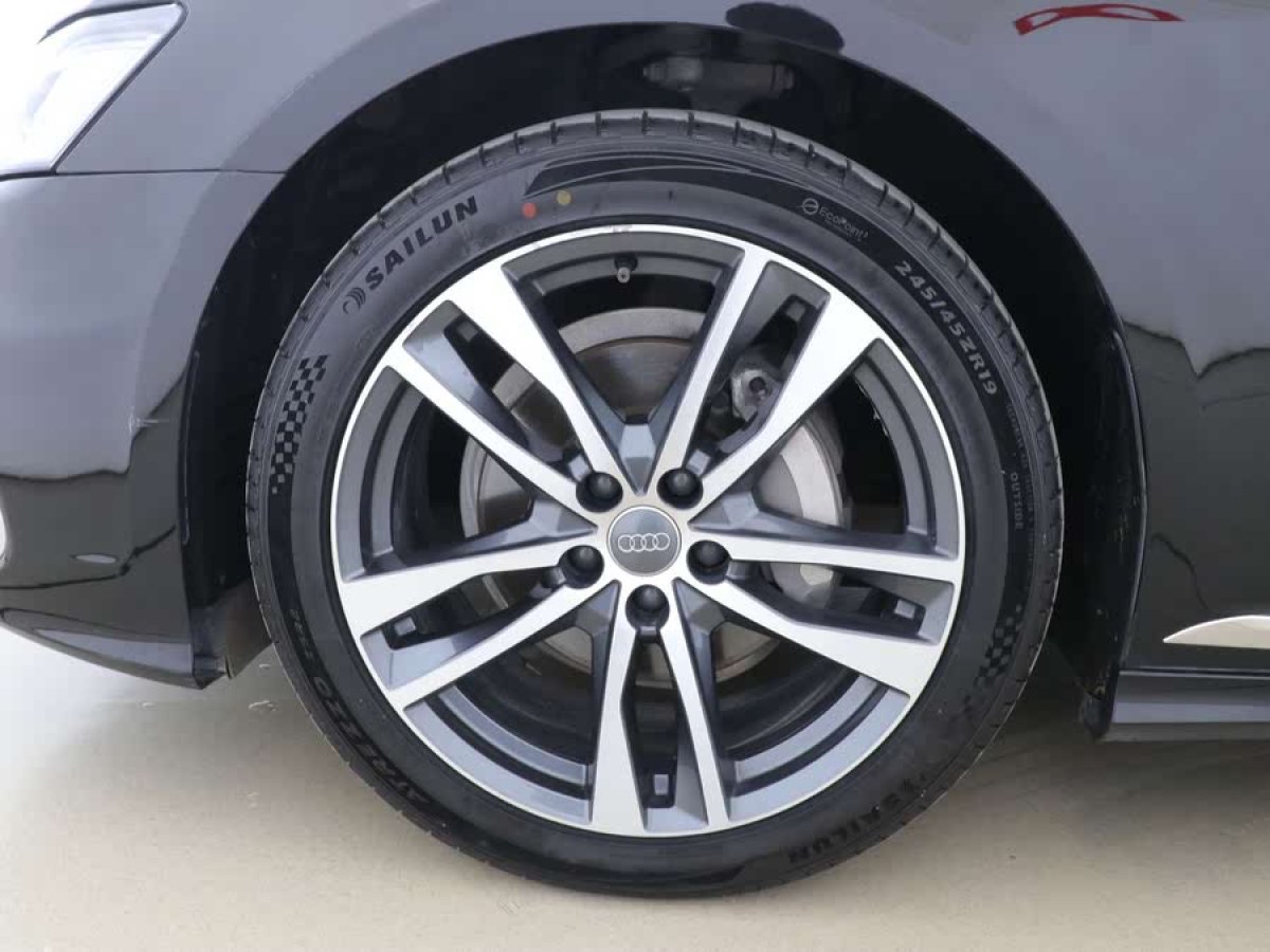 奧迪 奧迪A6L  2020款 40 TFSI 豪華動感型圖片