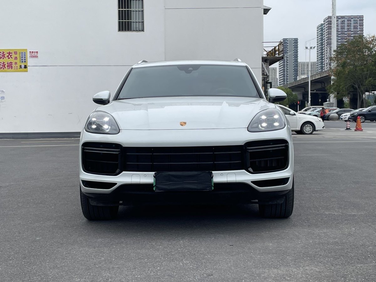 2022年9月保時(shí)捷 Cayenne新能源  2023款 Cayenne E-Hybrid 2.0T