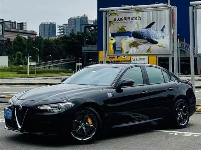 2017年9月 阿尔法·罗密欧 Giulia 2.0T 280HP 豪华版图片