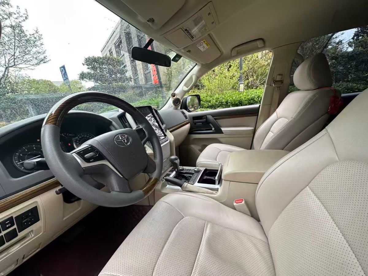 豐田 蘭德酷路澤  2018款 5.7L VX-R 12氣 底升(中東版)圖片