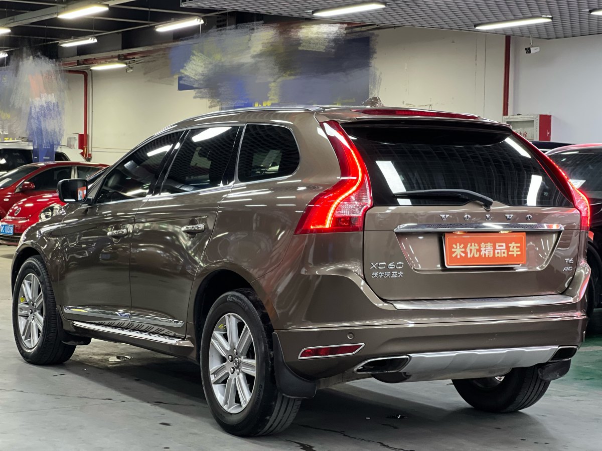 2015年9月沃爾沃 XC60  2016款 T5 AWD 智遠版