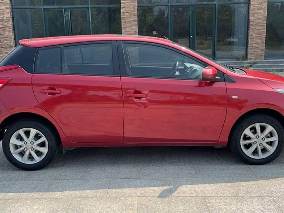 豐田 YARiS L 致炫  2015款 1.5G 自動(dòng)炫動(dòng)天窗特別版圖片