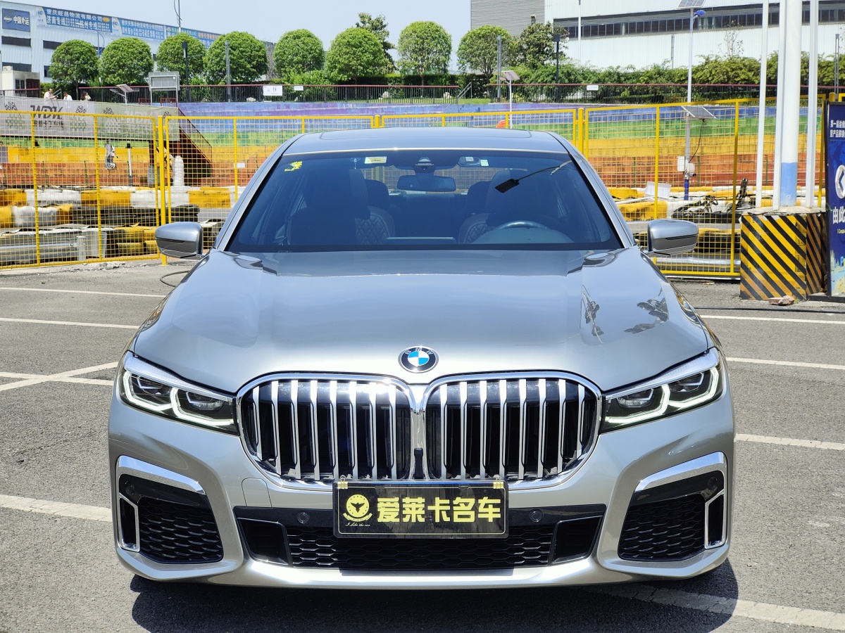 寶馬 寶馬7系  2019款  740Li 領(lǐng)先型 M運(yùn)動套裝圖片