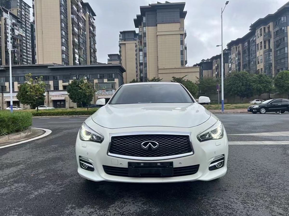 英菲尼迪 Q50L  2016款 2.0T 悅享版圖片