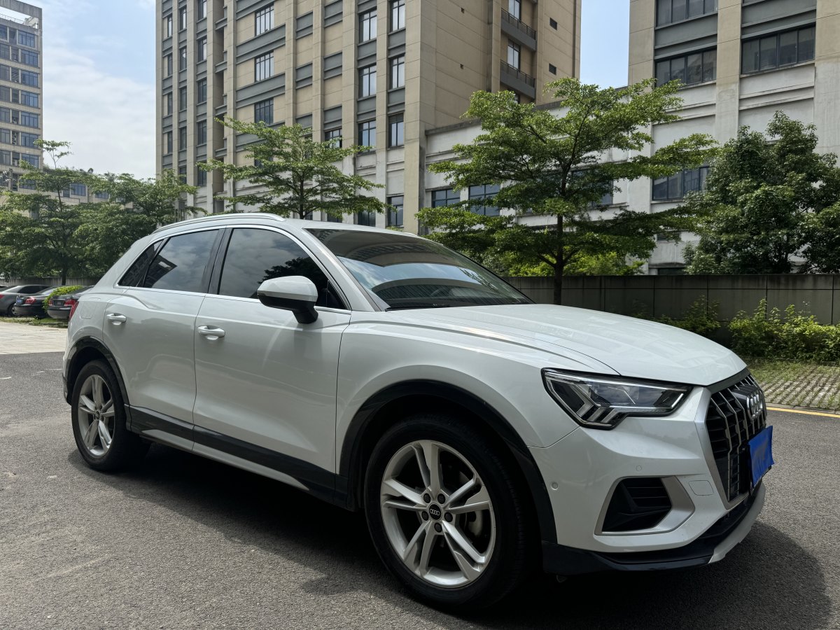 奧迪 奧迪Q3  2024款 35 TFSI 進(jìn)取致雅型圖片