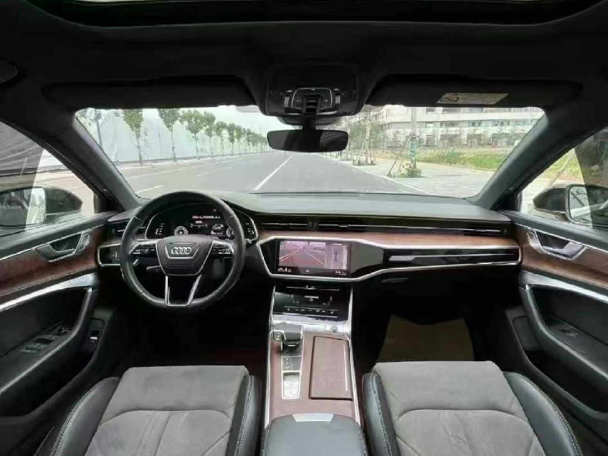 奧迪 奧迪A6L  2022款 40 TFSI 豪華動感型圖片