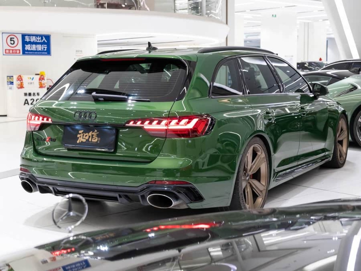 奧迪 奧迪RS 4  2021款 RS4 Avant 黑曜版圖片