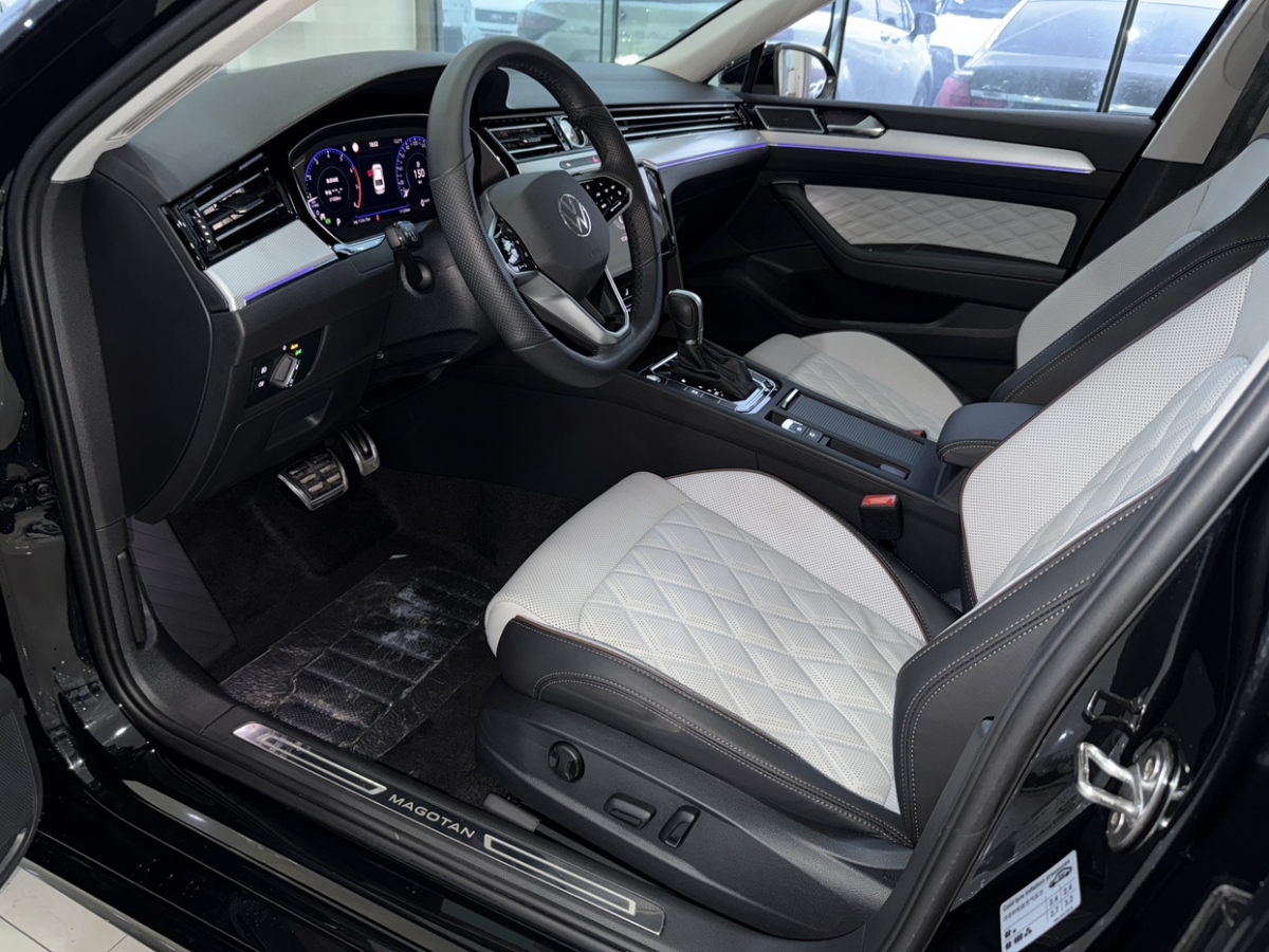 大眾 邁騰  2023款 200萬輛紀念版 330TSI DSG豪華型圖片
