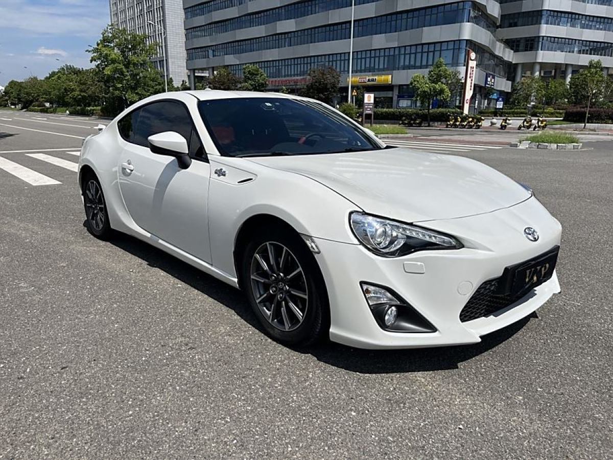 豐田 86  2014款 2.0L 自動豪華型圖片