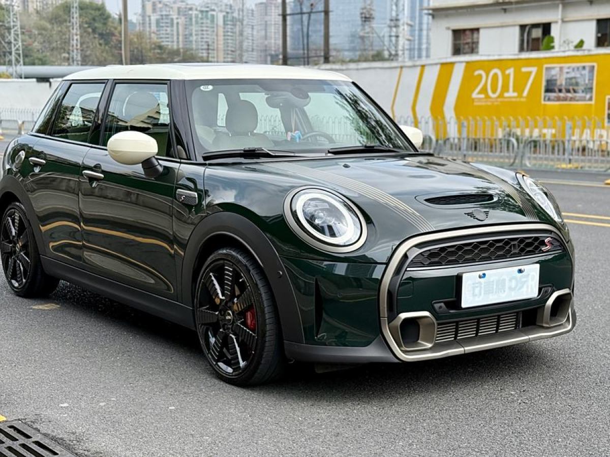 MINI MINI  2022款 2.0T COOPER S 執(zhí)迷特別版 五門版圖片