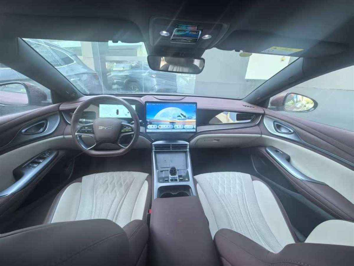 比亞迪 海豹  2023款 DM-i 1.5T 121km 尊榮型圖片