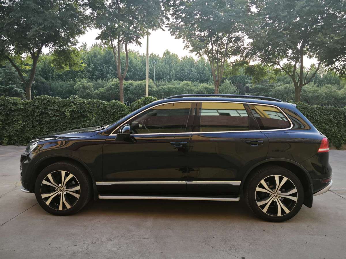 大眾 途銳  2015款 3.0TDI 柴油標(biāo)配型圖片