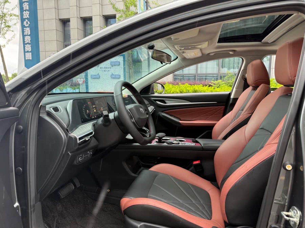 長安 逸動  2022款 PLUS 藍鯨NE 1.4T GDI DCT尊貴版圖片