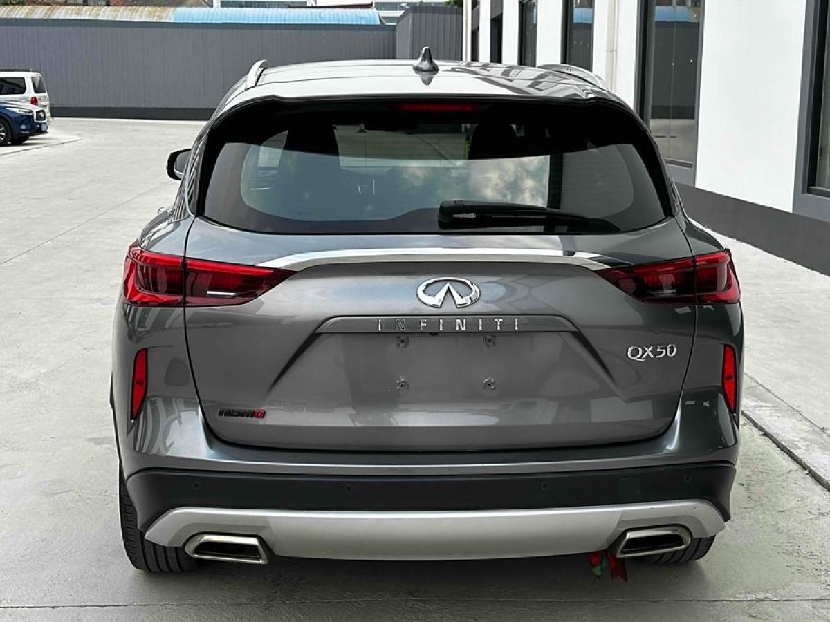 2020年1月英菲尼迪 QX50  2018款 2.0T 兩驅(qū)時(shí)尚版