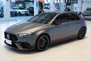 奔馳A級AMG 奔馳 AMG A 45 S 4MATIC+燃擎當(dāng)?shù)捞貏e版