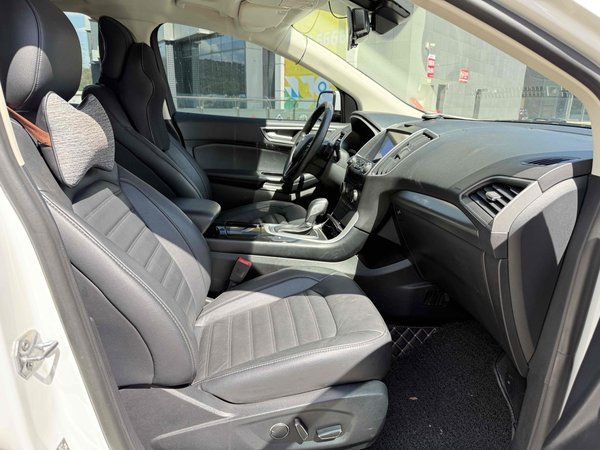 福特 銳界  2018款 改款 EcoBoost 245 兩驅(qū)鉑銳型 5座圖片