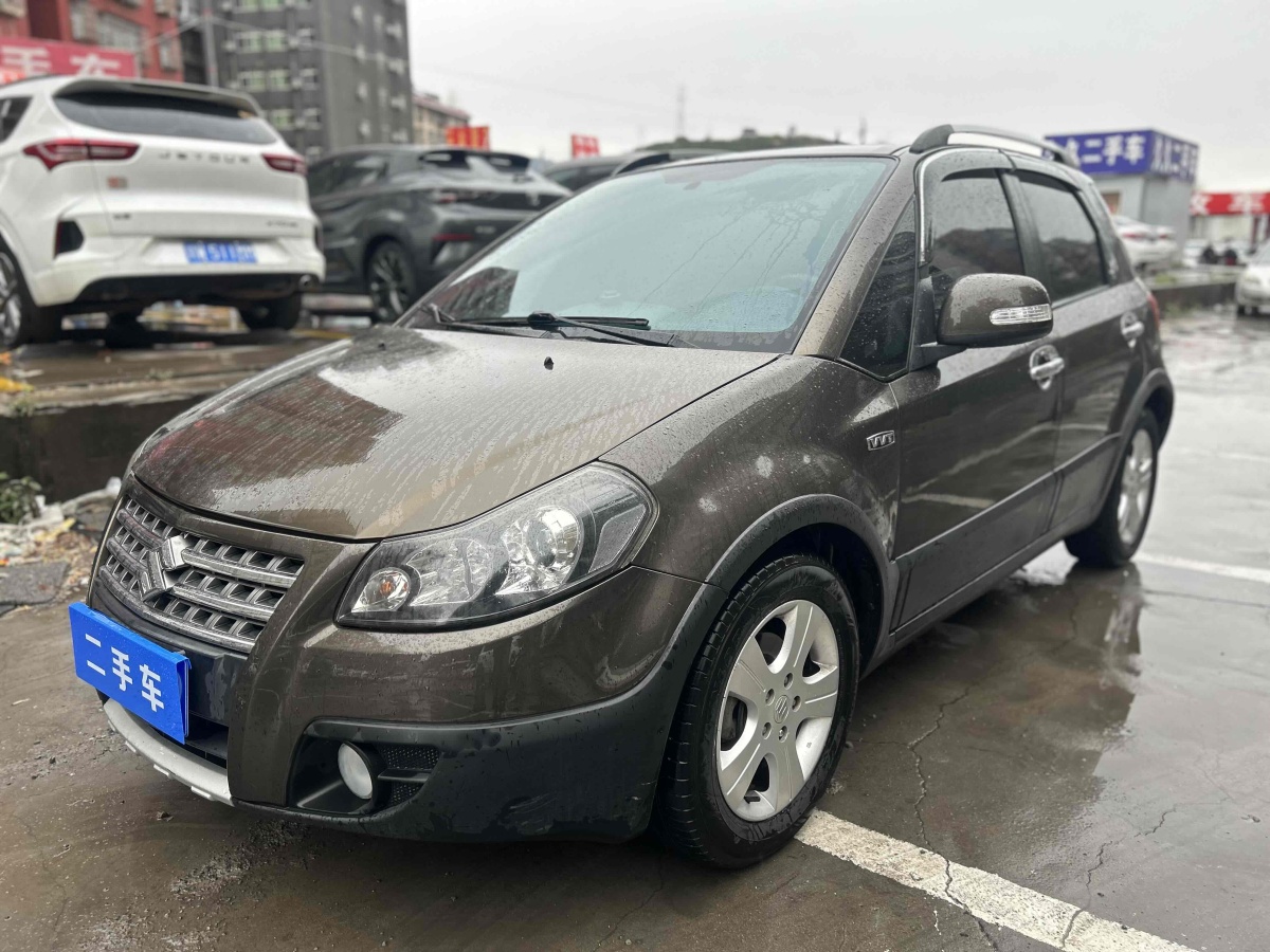 2012年1月鈴木 天語  2012款 SX4 1.6L 兩廂銳騎型