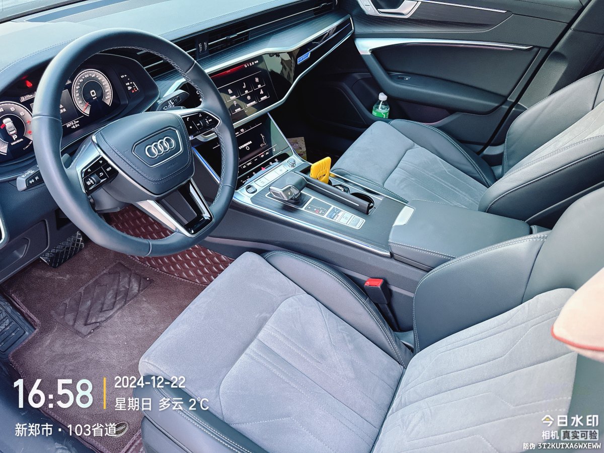 奧迪 奧迪A6L  2024款 45 TFSI quattro 臻選動(dòng)感型圖片