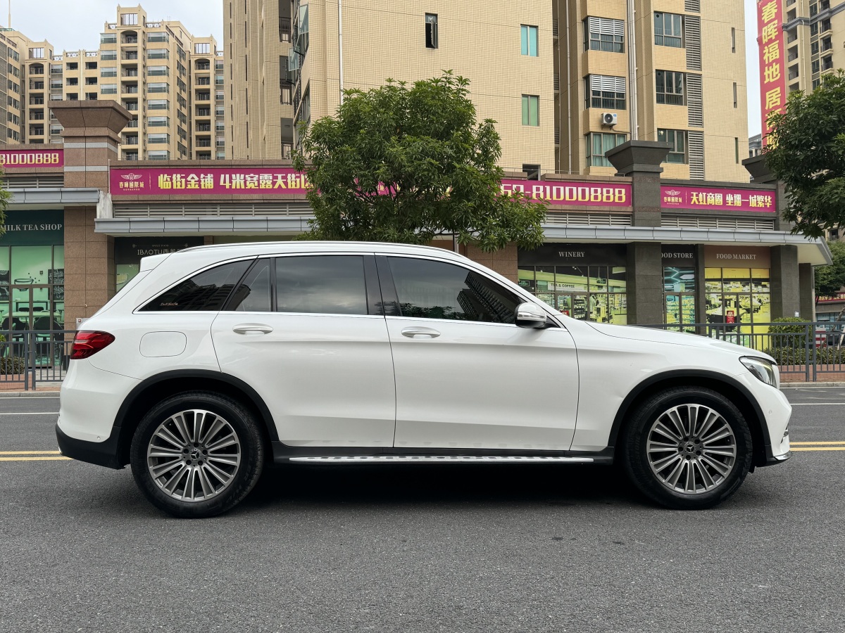 2018年1月奔馳 奔馳GLC  2018款 改款 GLC 260 4MATIC 豪華型