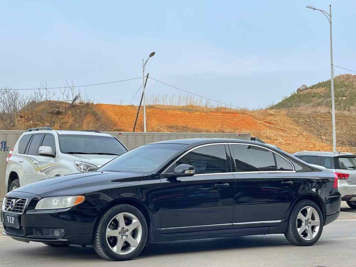 沃爾沃 S80  2011款 S80L 2.0T T4 智雅版圖片