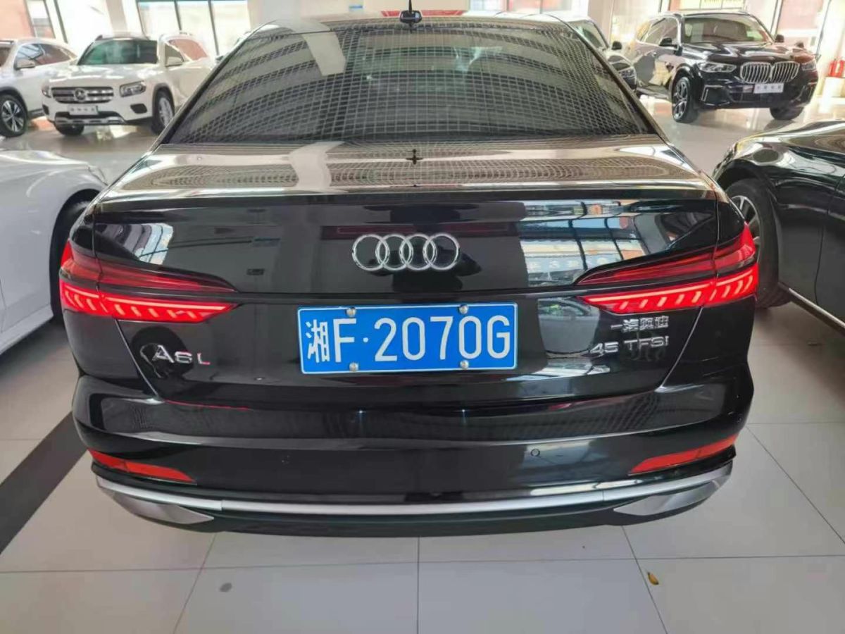 奧迪 奧迪A6L  2022款 40 TFSI 豪華動感型圖片