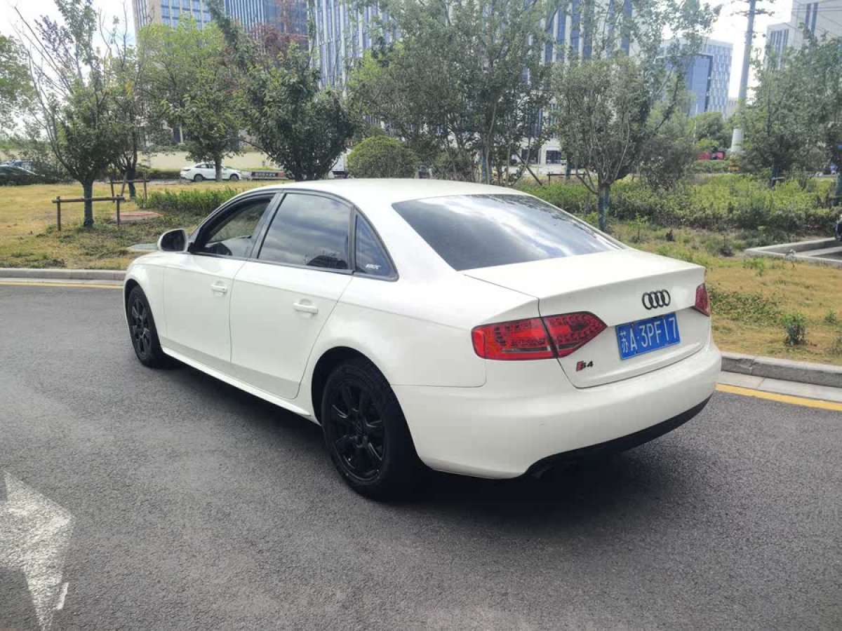 奧迪 奧迪A4L  2012款 2.0 TFSI 自動(dòng)標(biāo)準(zhǔn)型圖片