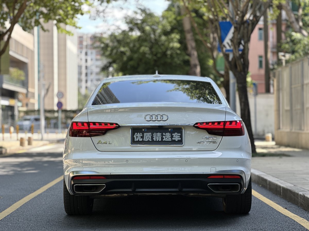 奥迪 奥迪A4L  2020款 40 TFSI 豪华动感型图片