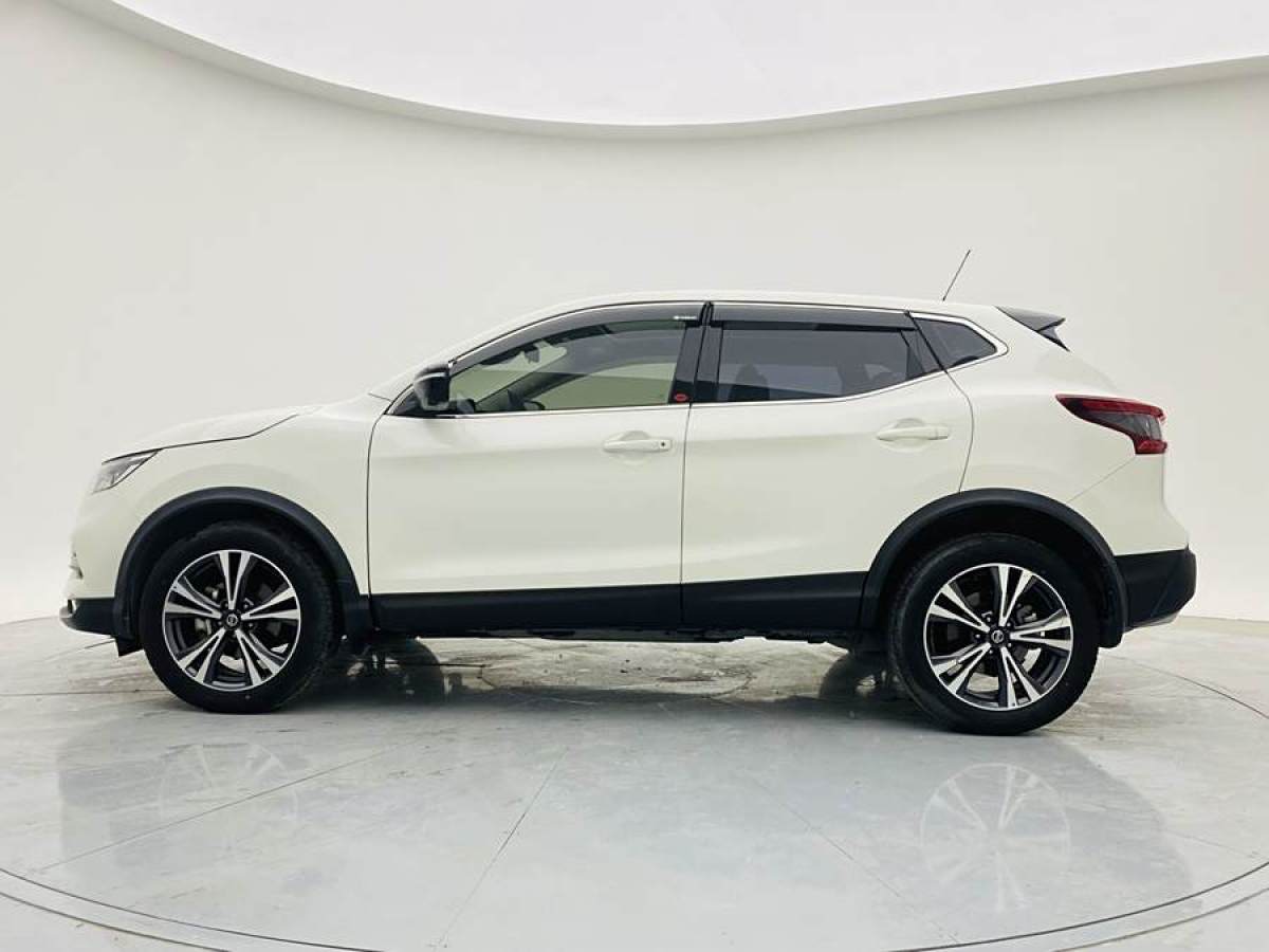 日產(chǎn) 逍客  2021款 2.0L CVT豪華版圖片