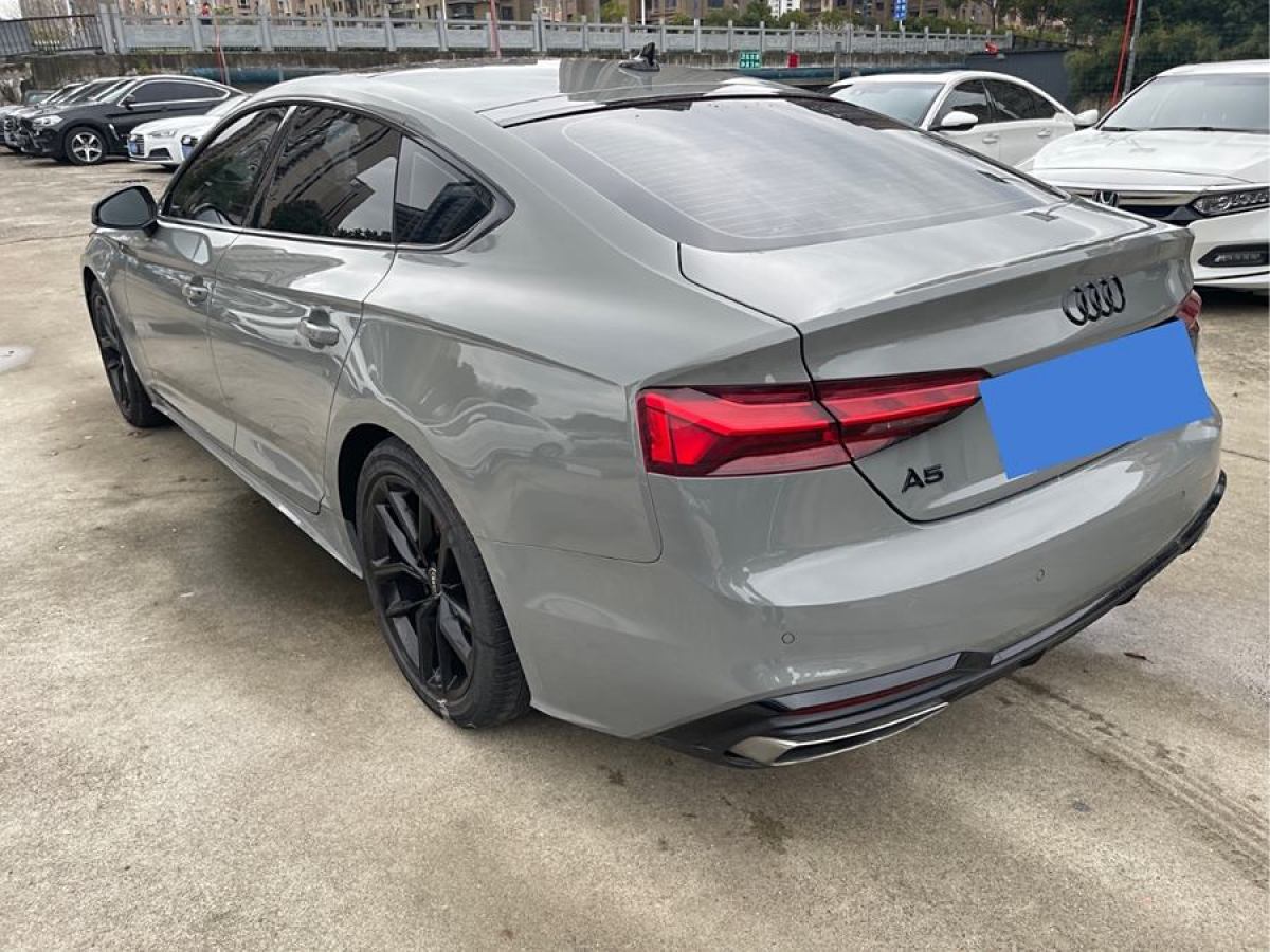 2022年3月奧迪 奧迪A5  2023款 Sportback 40 TFSI 時(shí)尚動(dòng)感型