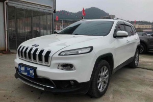 自由光 Jeep 2.4L 領(lǐng)先智能版