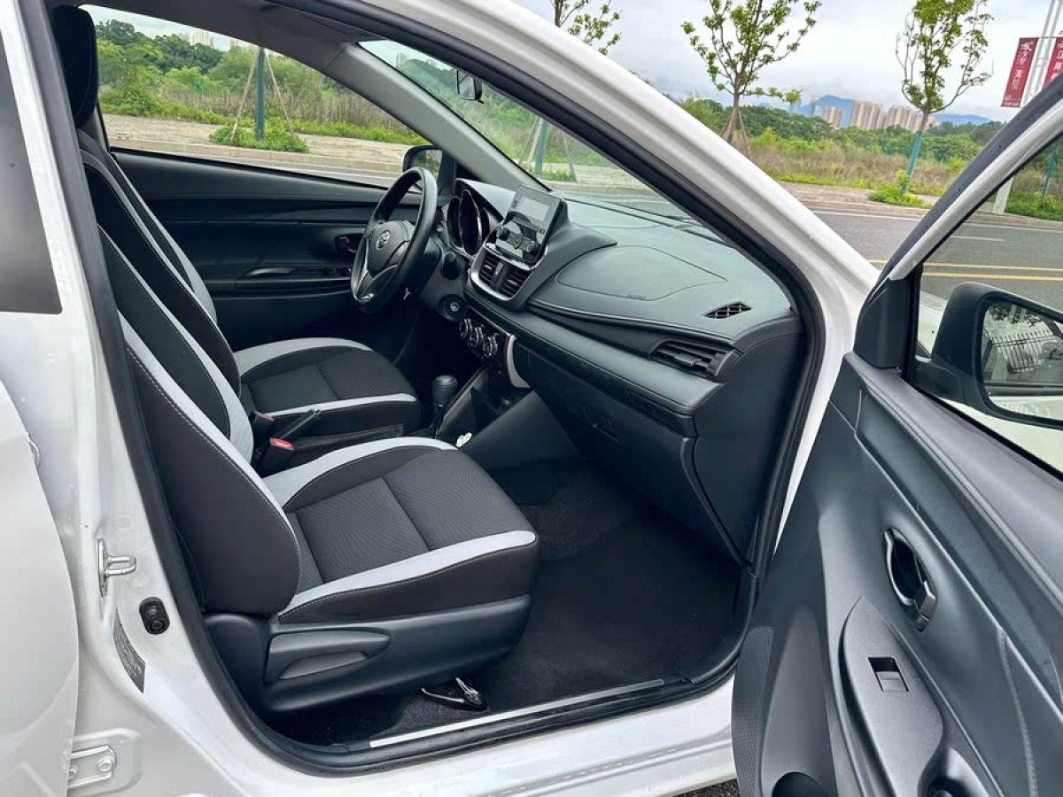 豐田 YARiS L 致炫  2022款 致炫X 1.5L CVT領(lǐng)先PLUS版圖片