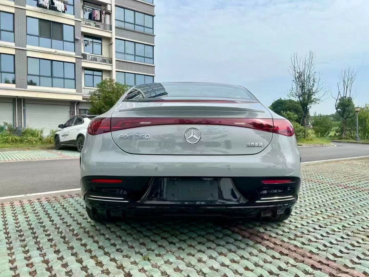 奔馳 奔馳EQE SUV  2023款 350 4MATIC 豪華版圖片