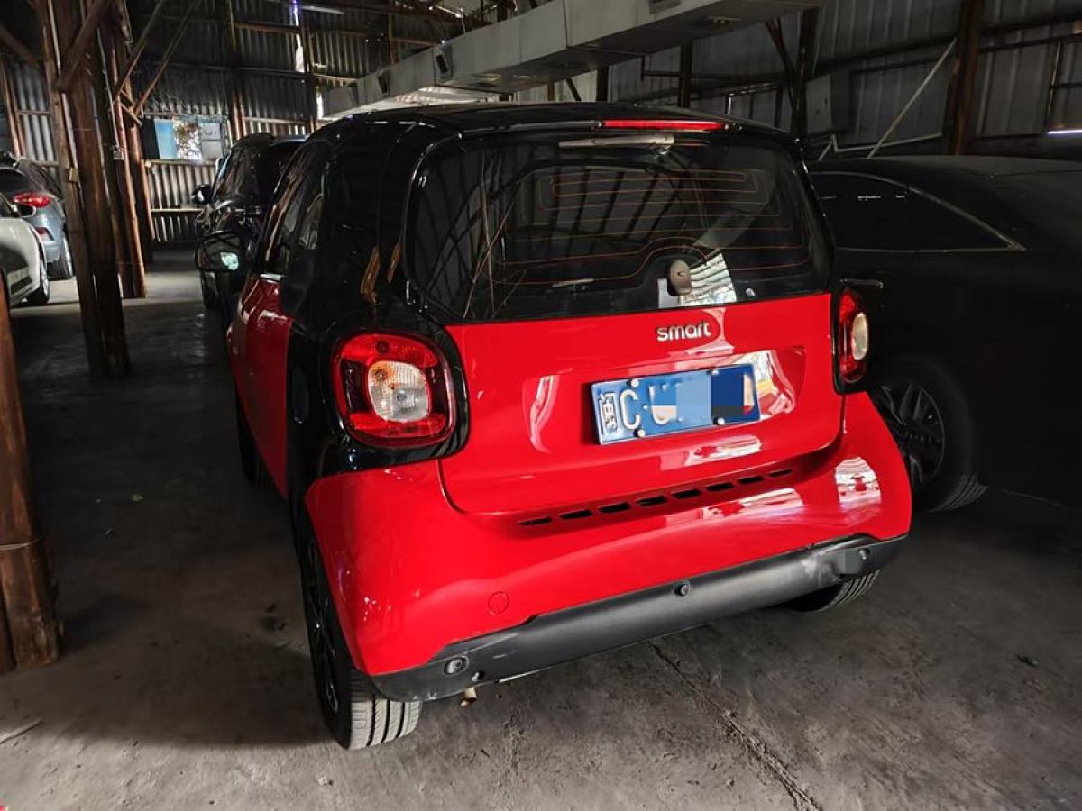 smart fortwo  2015款 1.0L 52千瓦硬頂激情版圖片