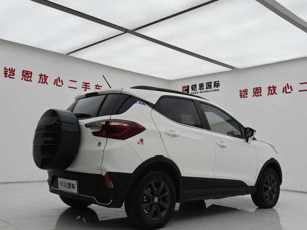 比亞迪 元新能源  2018款 EV360 智聯(lián)炫酷型圖片