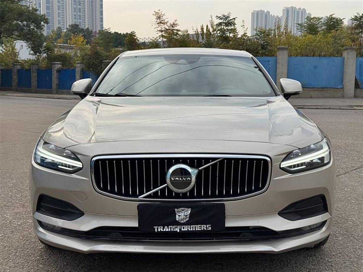 沃爾沃 S90  2018款 T4 智遠(yuǎn)版圖片