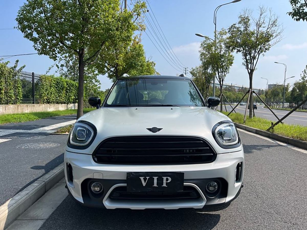 2022年11月MINI COUNTRYMAN  2023款 1.5T COOPER ALL4 鑒賞家