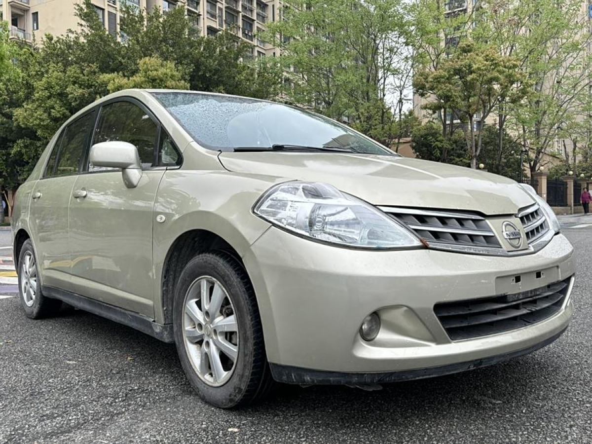 日產(chǎn) 頤達(dá)  2009款 1.6L 自動(dòng)科技版圖片