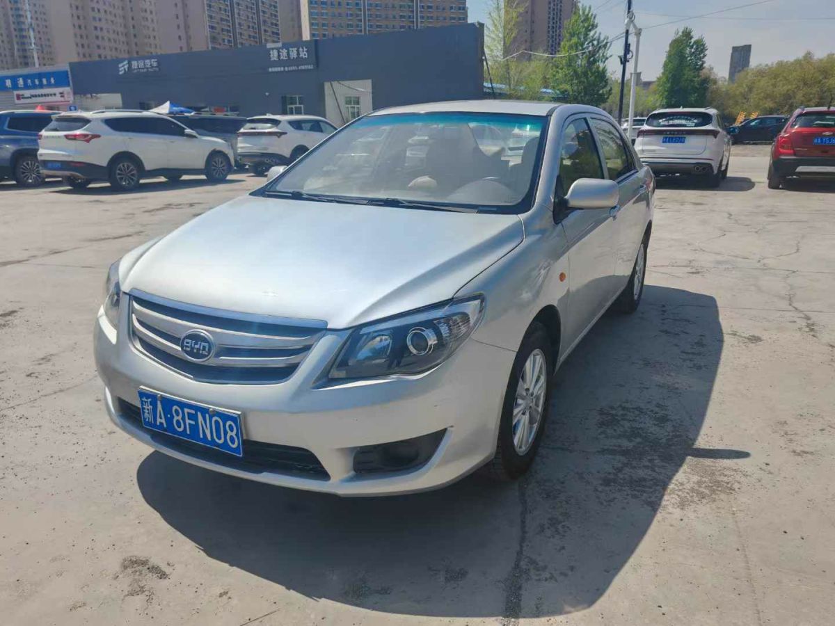 比亚迪 L3  2012款 1.5L 手动尊贵型图片