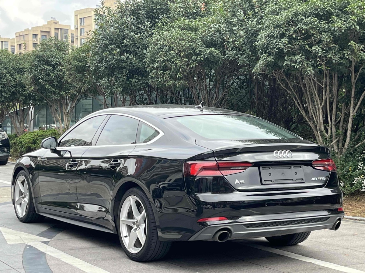 奧迪 奧迪A5  2019款 Sportback 40 TFSI 時(shí)尚型圖片