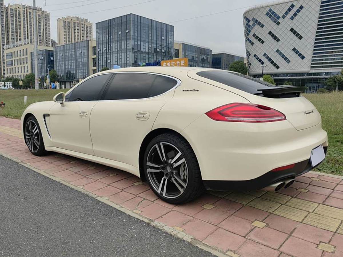 2016年4月保時(shí)捷 Panamera  2014款 Panamera 4S Executive 3.0T