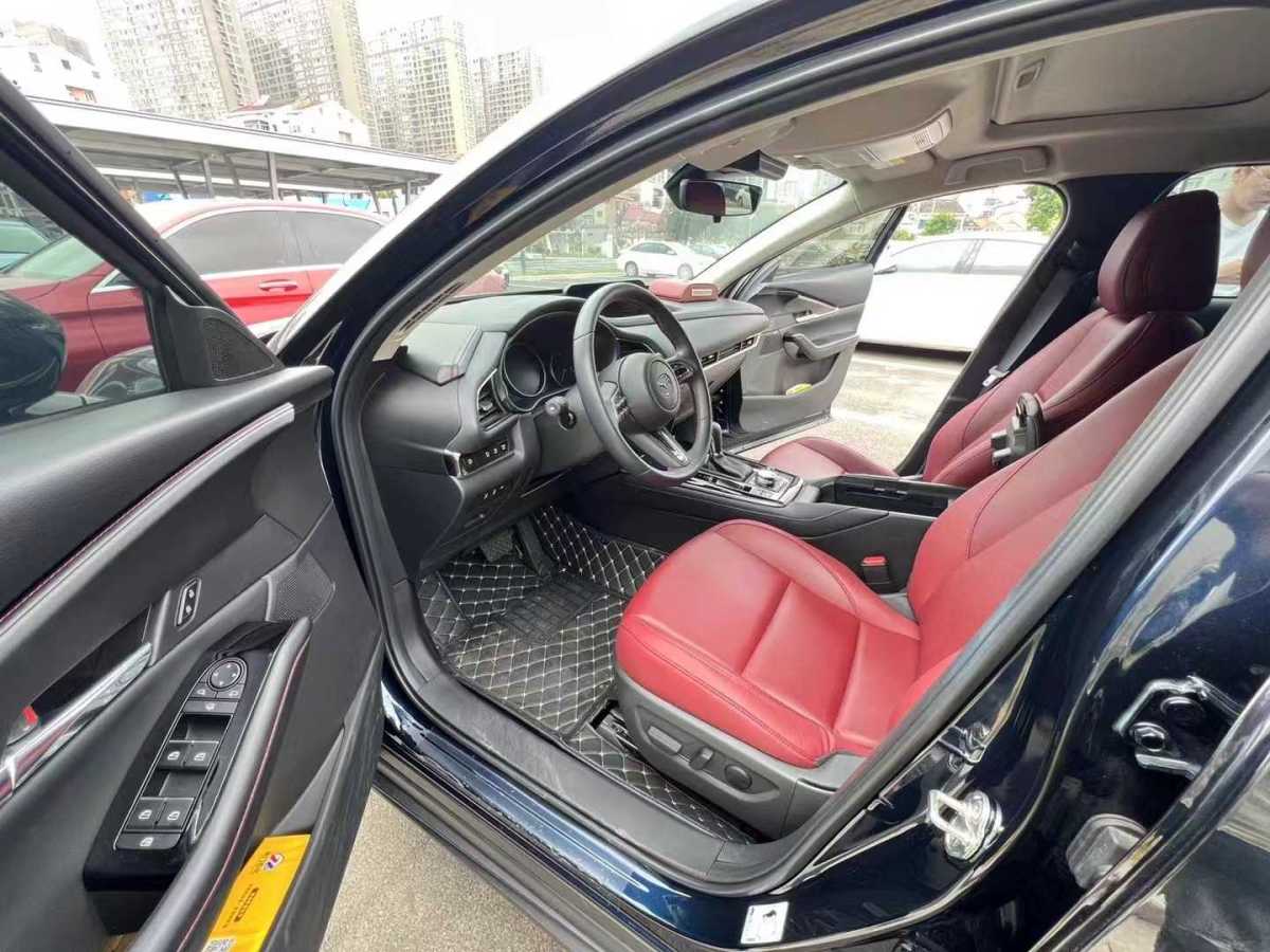 馬自達(dá) CX-30  2022款 2.0L 自動(dòng)嘉悅型黑曜版圖片