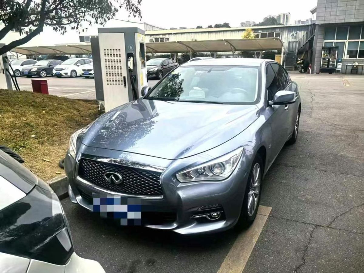 2016年3月英菲尼迪 Q50L  2016款 2.0T 悅享版