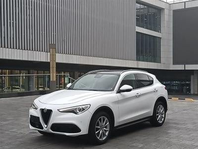 2017年9月 阿爾法·羅密歐 Stelvio 2.0T 200HP 豪華版圖片