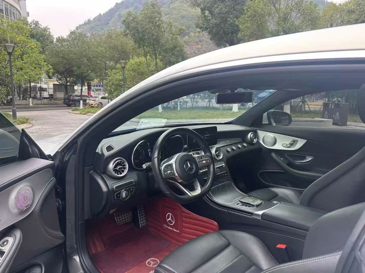 奔馳 奔馳GLE  2019款 GLE 400 4MATIC 臻藏版(特殊配置)圖片