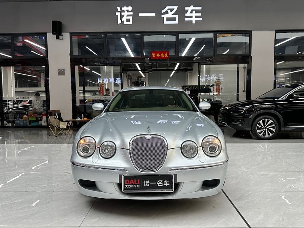 捷豹 S-Type  2007款 3.0標(biāo)準(zhǔn)型圖片