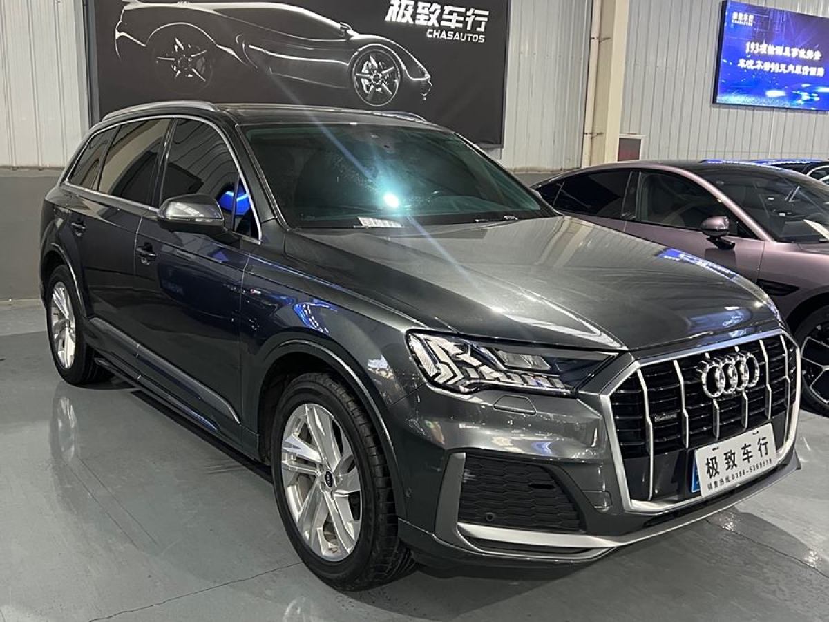 奧迪 奧迪Q7  2024款 45 TFSI quattro S line運(yùn)動型圖片