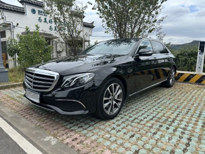 奔馳 奔馳E級(jí) 改款 E 300 L 時(shí)尚型圖片